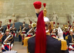 La Garde républicaine a ouvert le salon