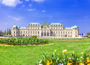 WIN A 4 DAYs TRIP FOR 2 PEOPLE IN VIENNA !