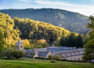 LA FONDATION ETRILLARD REMET LE PRIX DU PATRIMOINE PAYSAGER ET ECOLOGIQUE À L’ABBAYE DE BONNECOMBE